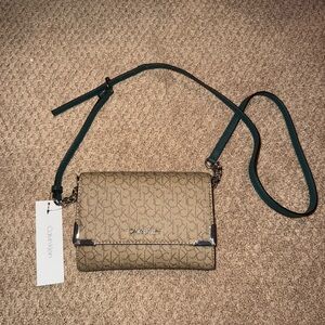 ~*NWT*~ Calvin Klein Brown Crossbody Bag with Green Strap